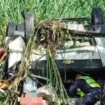 Al menos 3 muertos y 20 heridos tras volcar camión del Seniat en la Autopista Regional del Centro