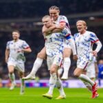 Haaland condenó a Italia y llevó a Noruega al Mundial después de 28 años