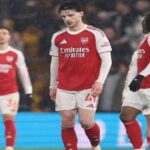 Arsenal tropezó y le dio vida al City en la pelea por la Premier