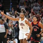 Cavaliers tomó ventaja en la serie contra Raptors