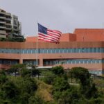 Gobierno autoriza simulacro de evacuación en la embajada de EEUU con sobrevuelo de aeronaves este sábado #23May