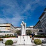 El Papa León XIV celebra la misa en el hospital Gemelli